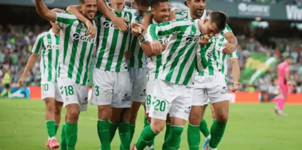 西甲：阿拉维斯VS皇家贝蒂斯，最新推荐比分预测