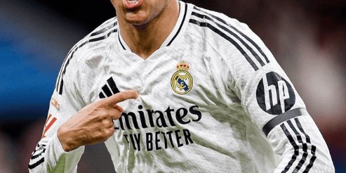 再见姆巴佩！球迷送嘘声！加盟皇马，耽误三大巨星，佛爷后悔了