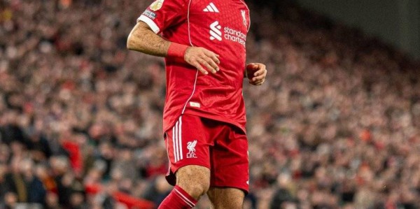 萨拉赫自由身震撼转会市场：三大去向全解析，谁能拿下这位利物浦传奇？